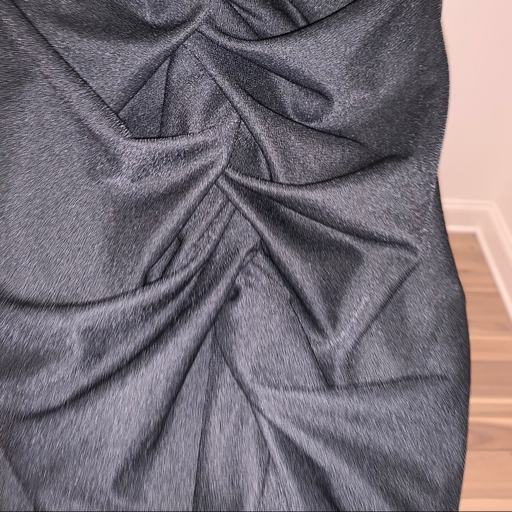 New size 8 Black ruched pretty little thing dress - Picture 2 of 4